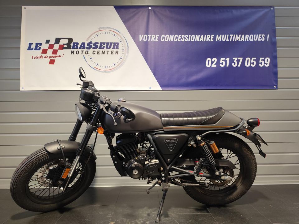 ARCHIVE MOTORCYCLE SCRAMBLER 125 CAFE RACER 4