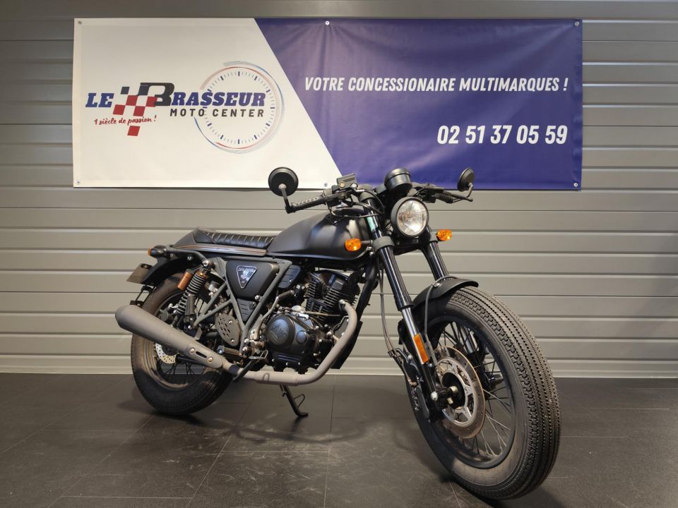 ARCHIVE MOTORCYCLE SCRAMBLER 125 CAFE RACER 4