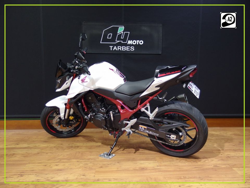 HONDA CB 750 HORNET 4