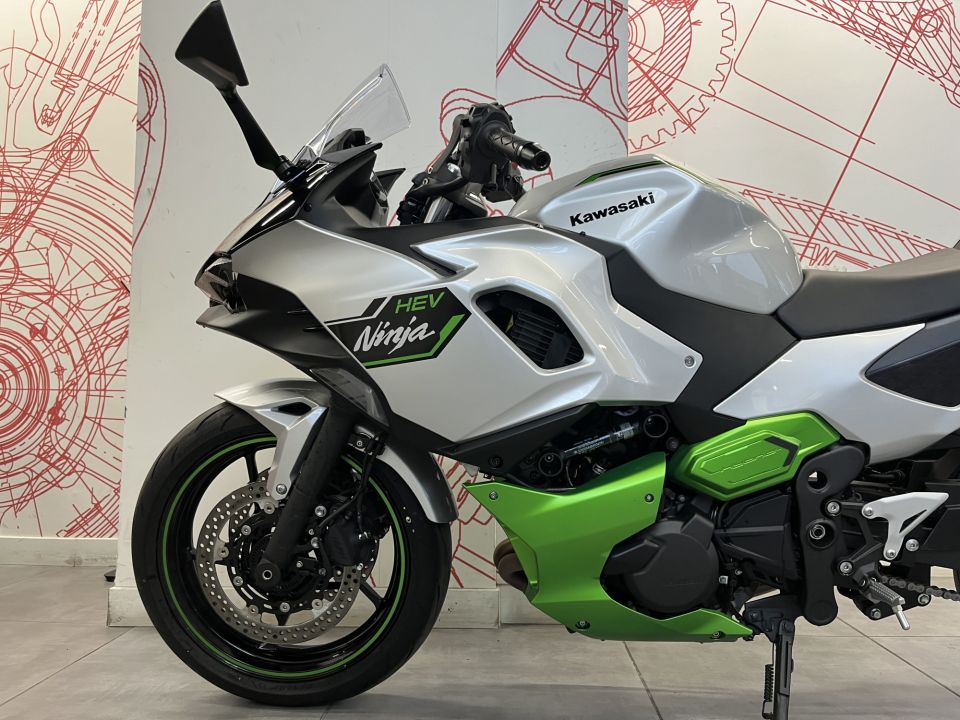 KAWASAKI Ninja 7 Hybrid 4