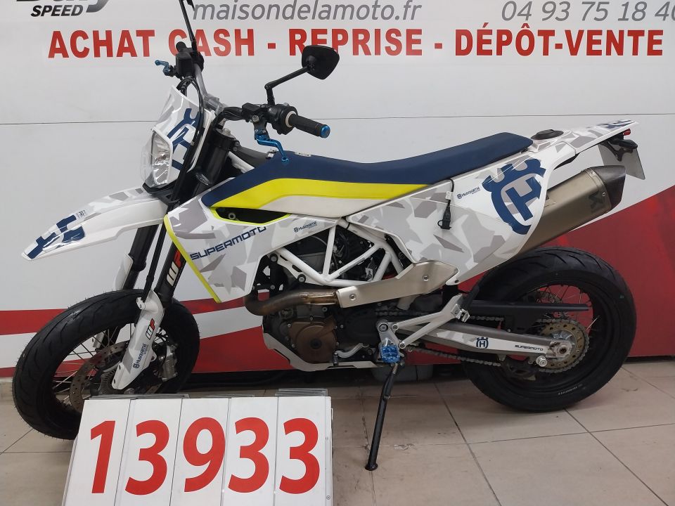 HUSQVARNA SUPERMOTO 4