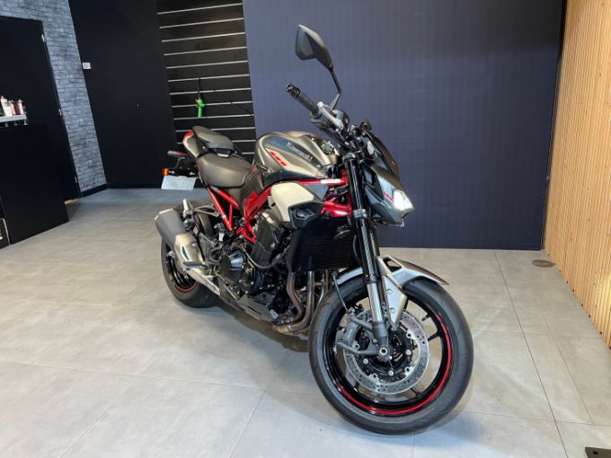KAWASAKI Kawazaki Z900 4