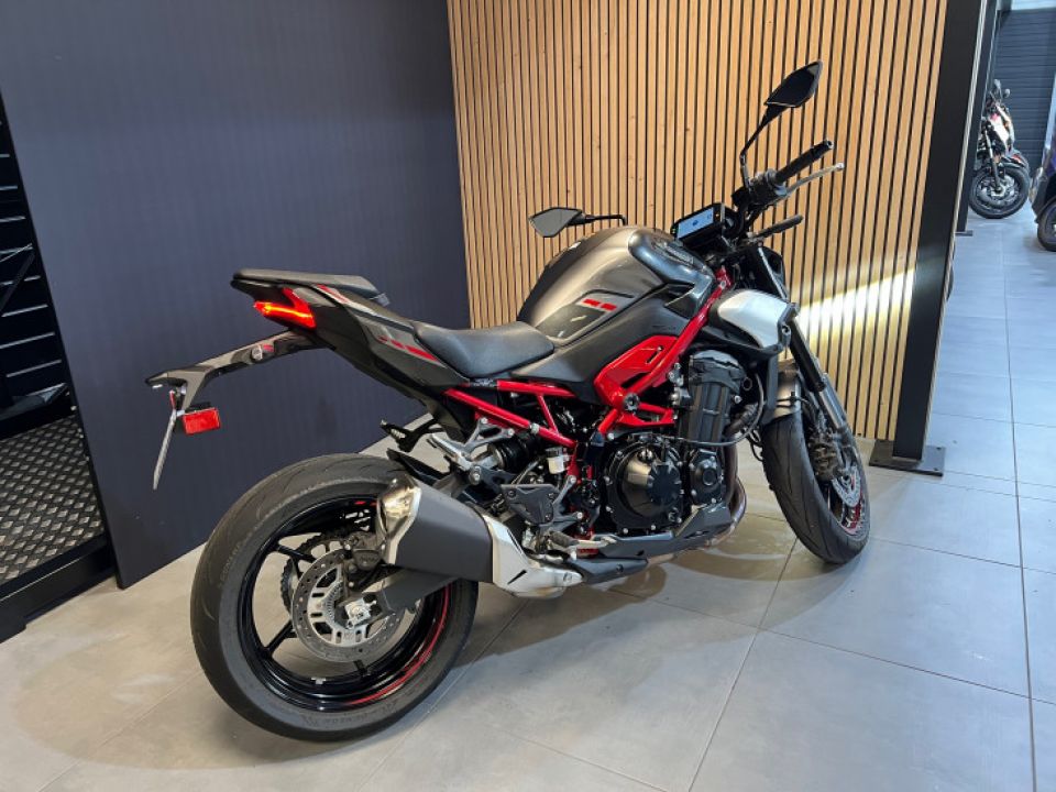 KAWASAKI Kawazaki Z900 4
