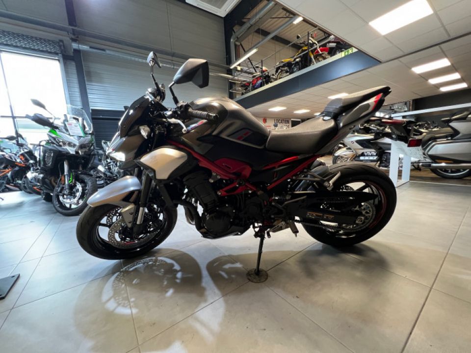 KAWASAKI Kawazaki Z900 4