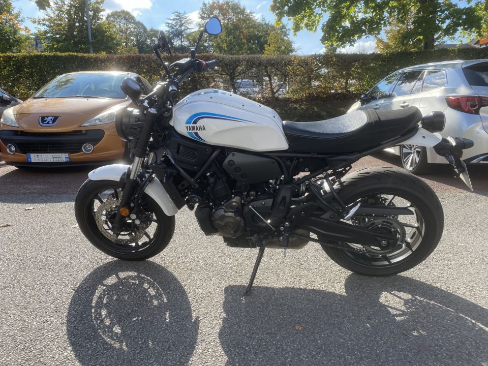 YAMAHA XSR 700 4