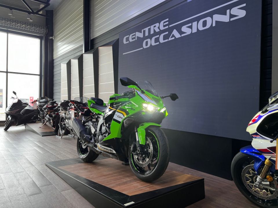 KAWASAKI ZX-6R 636 4