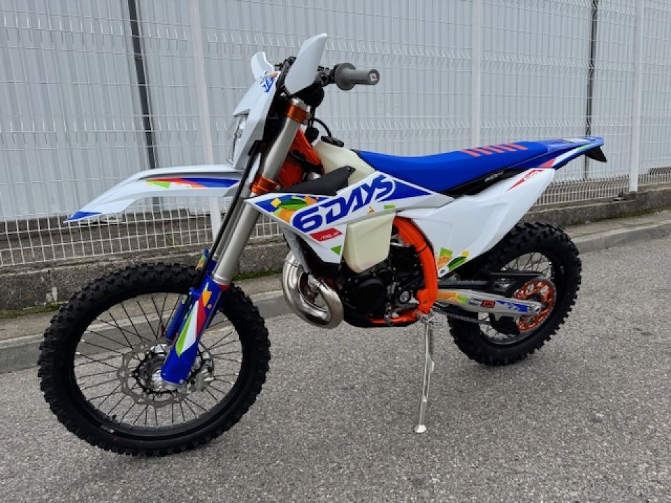 KTM 300 EXC SIX DAYS 4