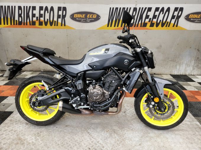 YAMAHA  4