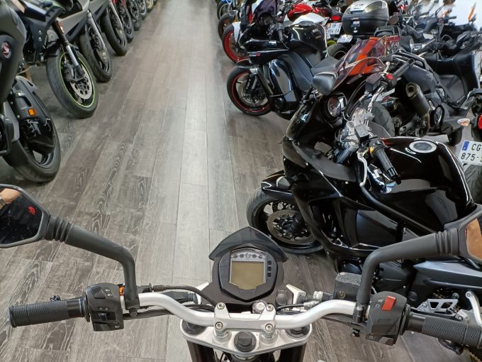 KTM 125 DUKE 4