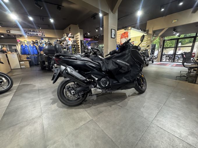 YAMAHA XP T-MAX 560 TECH MAX 4