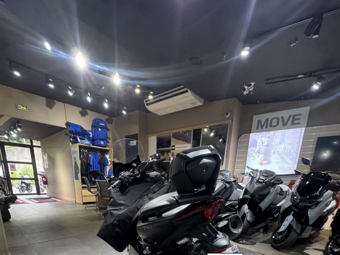 YAMAHA XP T-MAX 560 TECH MAX 4