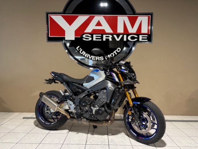 YAMAHA MT-09 SP 4