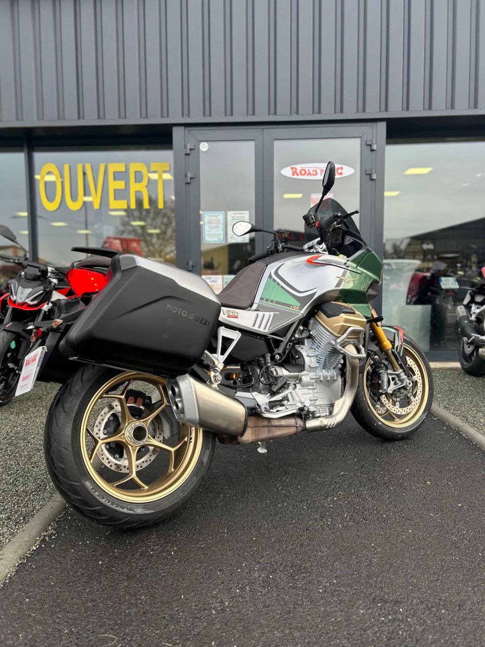 MOTO GUZZI V100  MANDELLO 4