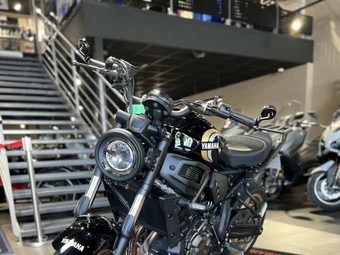 YAMAHA XSR 700 4