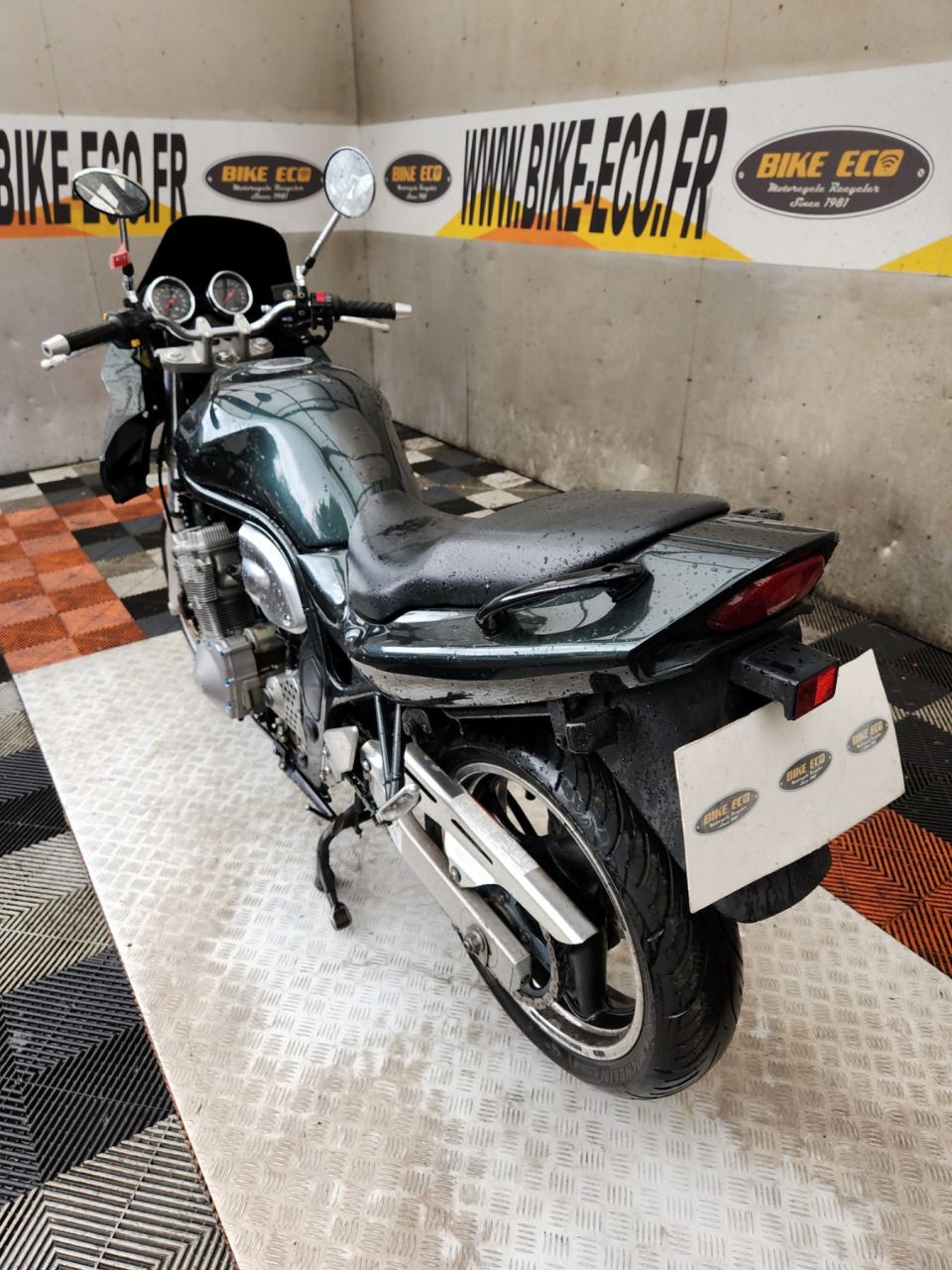 SUZUKI GSF 650 S BANDIT 4