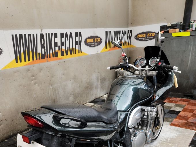 SUZUKI GSF 650 S BANDIT 4