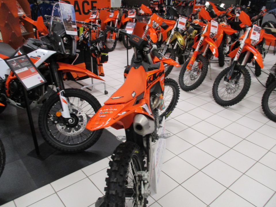KTM 250 SX-F 4