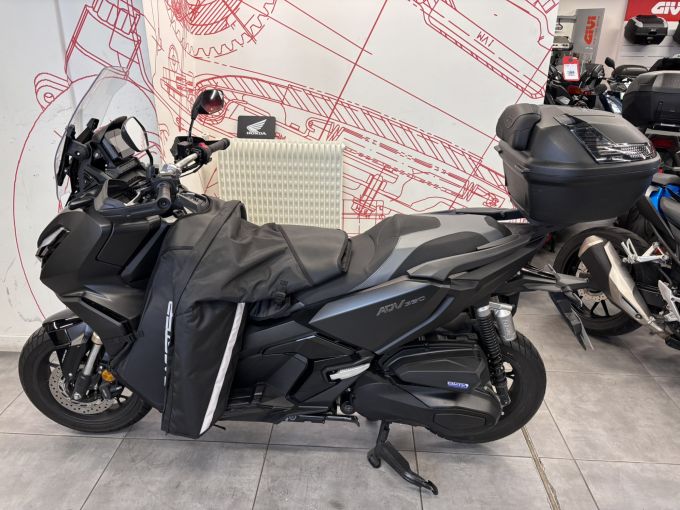 HONDA ADV 350 4