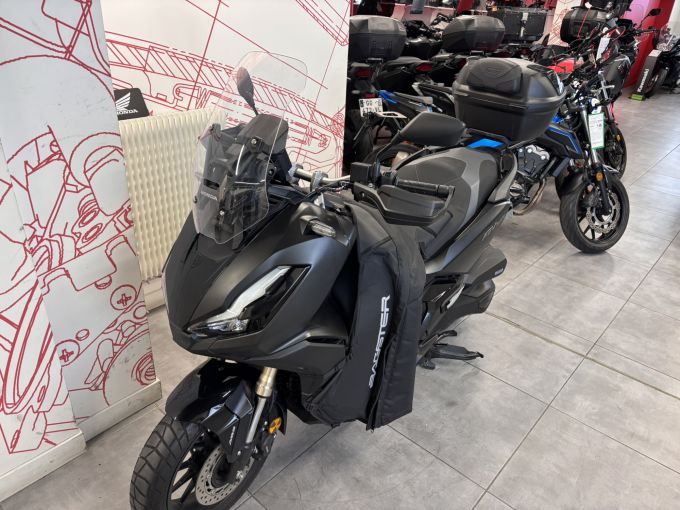 HONDA ADV 350 4