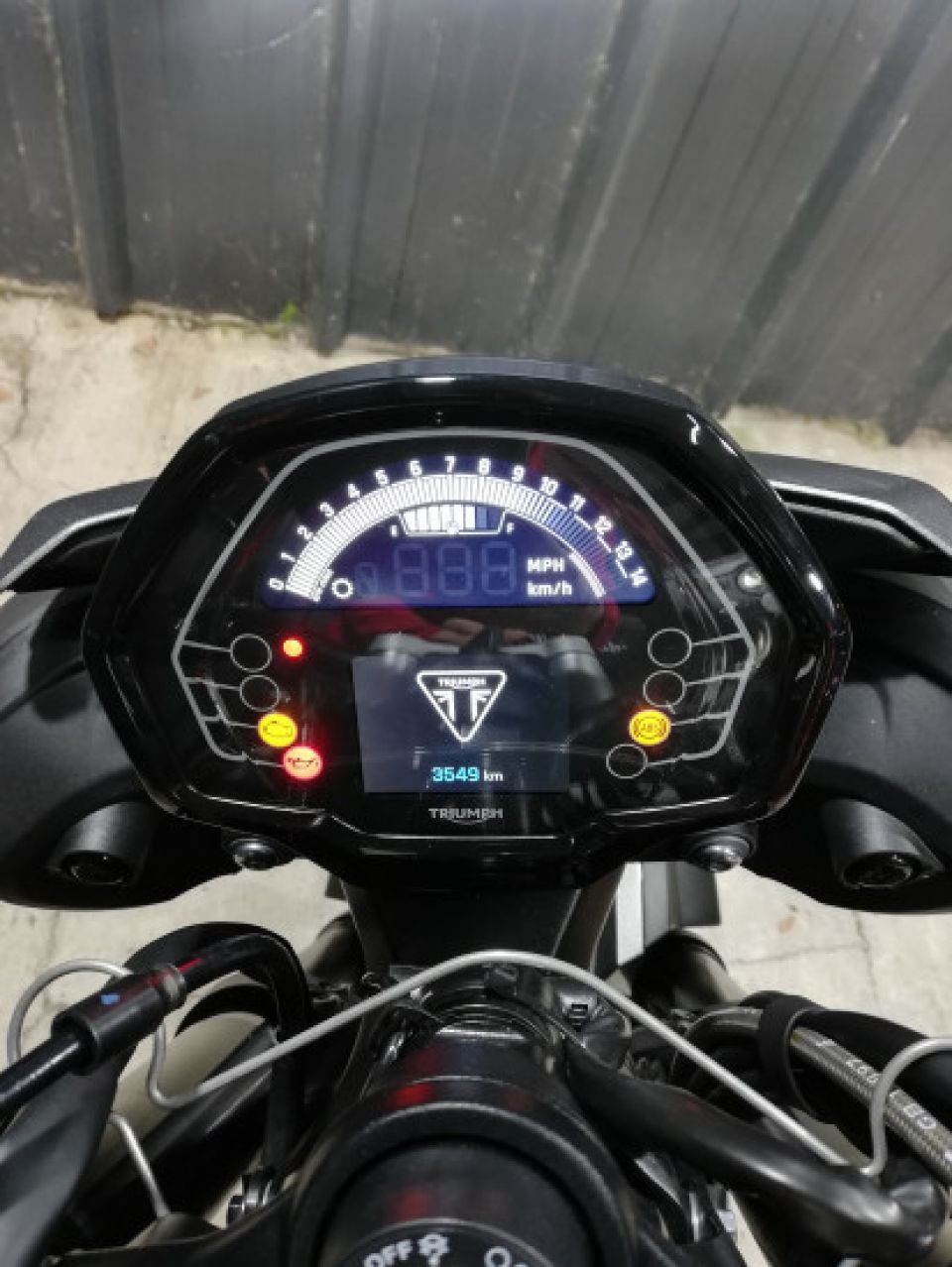 TRIUMPH STREET TRIPLE 765 R 4