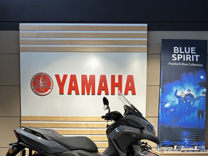 YAMAHA TRICITY 300 4