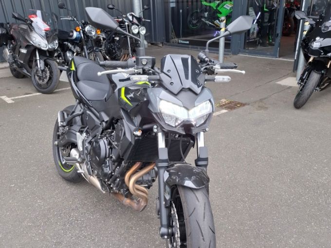 KAWASAKI Z 650 (47.5CV) 4
