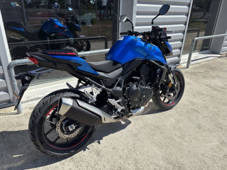 HONDA CB 750 HORNET 4