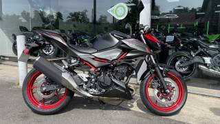 KAWASAKI Z500 SE - 2025