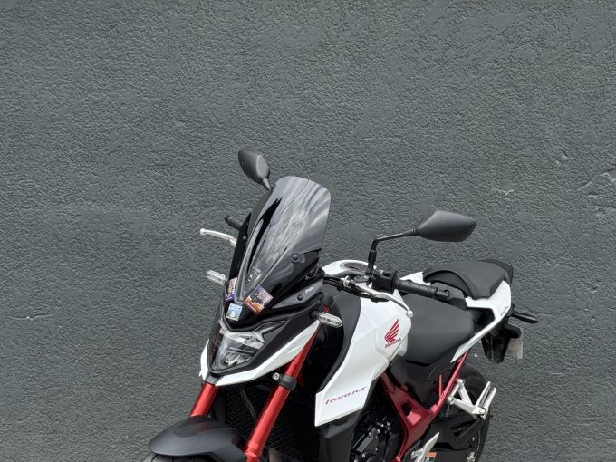 HONDA CB 750 HORNET 4