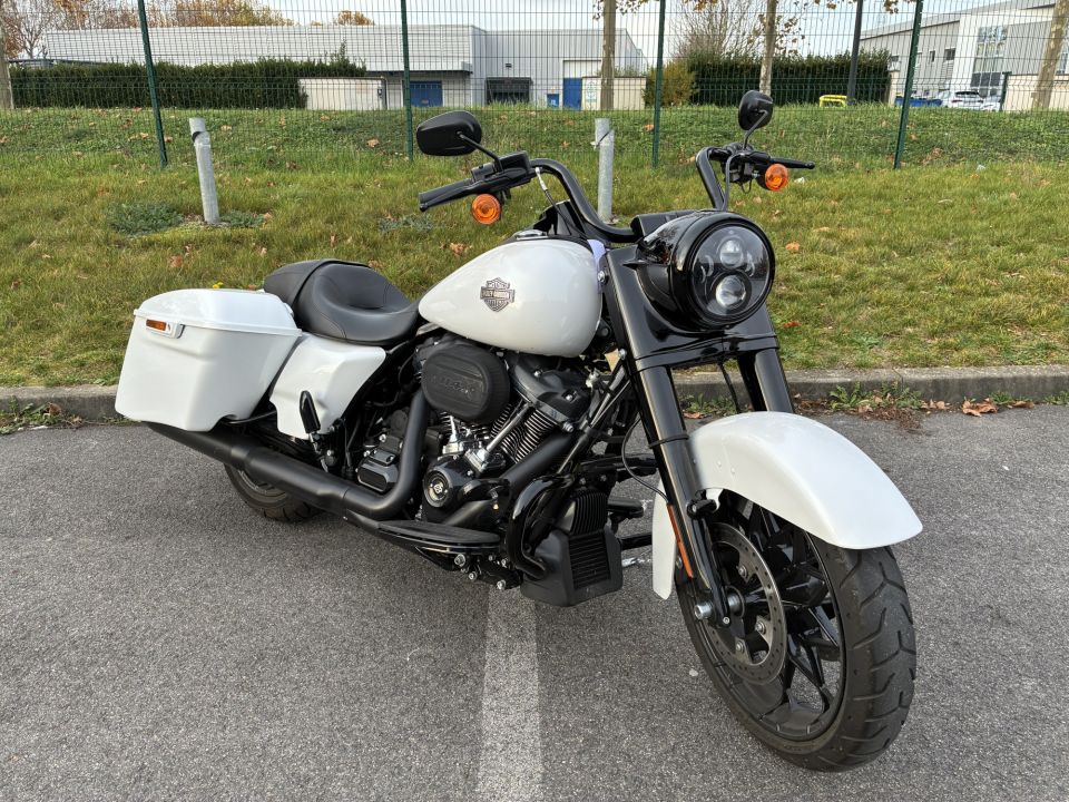 HARLEY-DAVIDSON TOURING ROAD KING 1868 SPECIAL 4