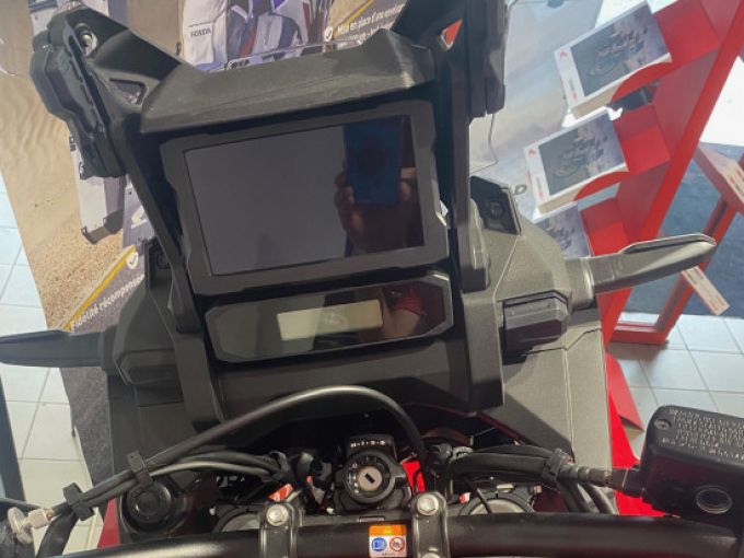 HONDA Africa Twin CRF1100L DCT 4