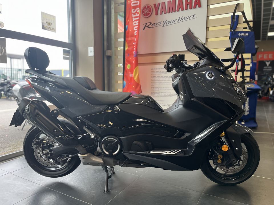 YAMAHA XP T-MAX 560 TECH MAX 4