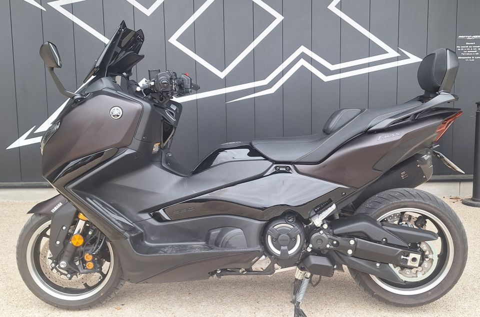 YAMAHA XP T-MAX 560 TECH MAX 4