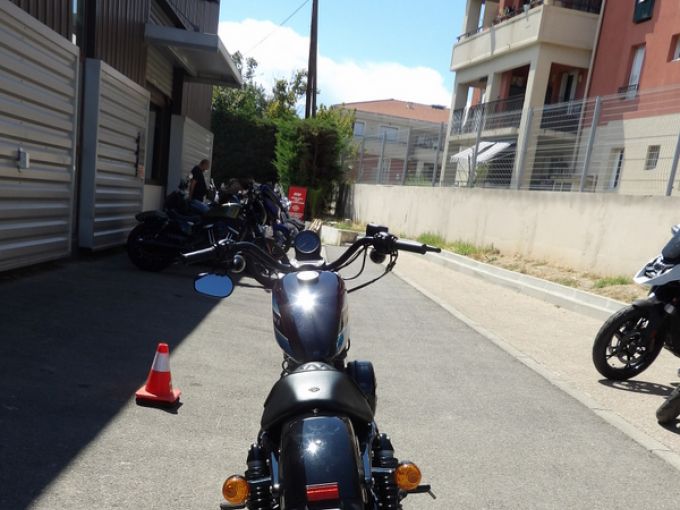 HARLEY-DAVIDSON SPORTSTER IRON 1200 4