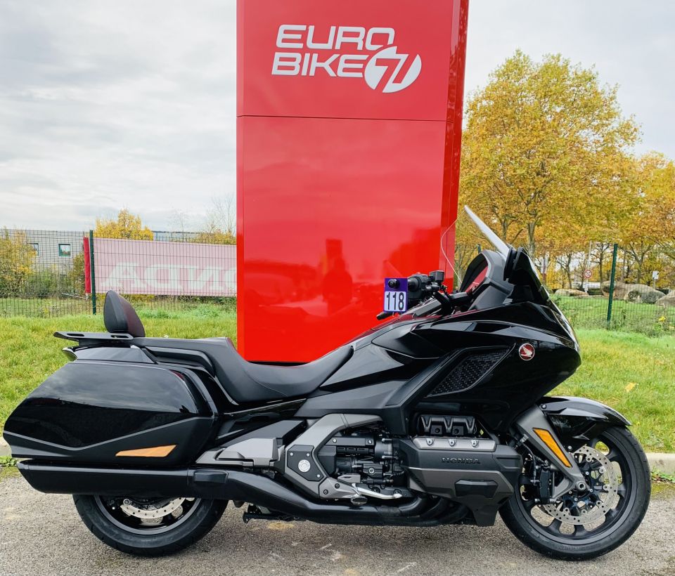 HONDA GOLDWING 1800 BAGGER 4