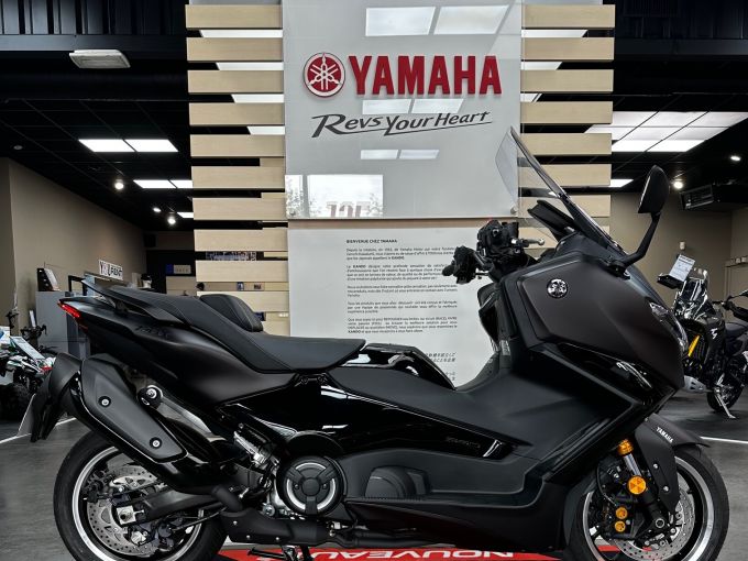 YAMAHA XP T-MAX 560 TECH MAX 4