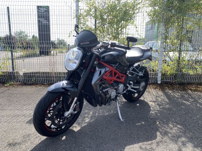 MV AGUSTA BRUTALE 1090 RR 4