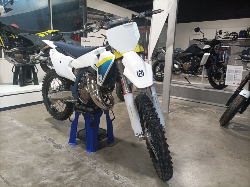 HUSQVARNA TC 125 4