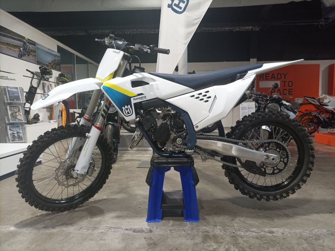 HUSQVARNA TC 125 4