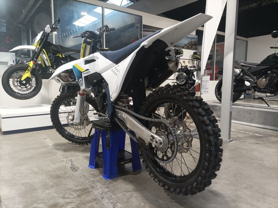 HUSQVARNA TC 125 4