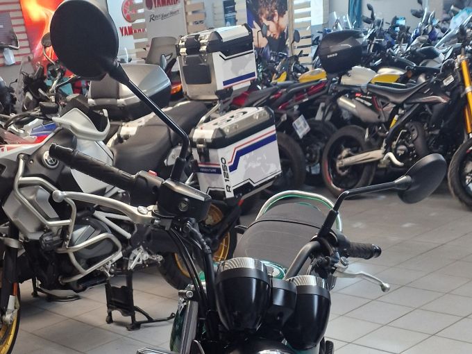 KAWASAKI Z 650 4