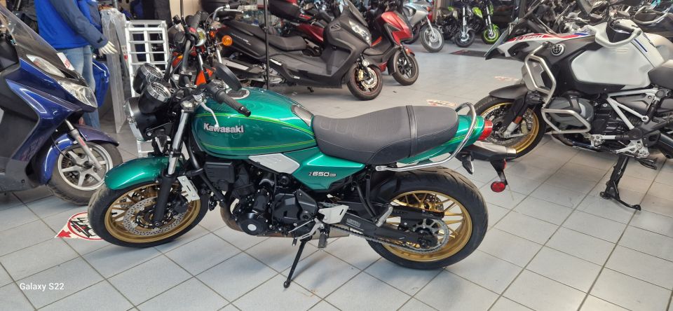 KAWASAKI Z 650 4