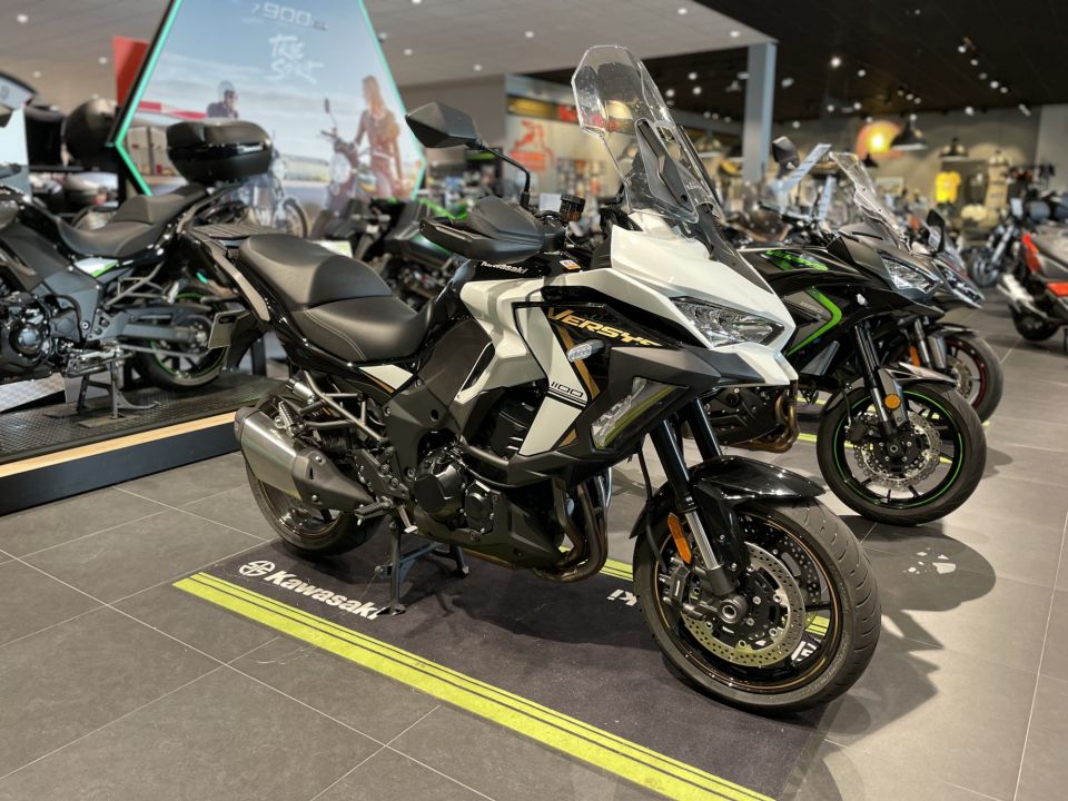 KAWASAKI Versys 1100 S 4