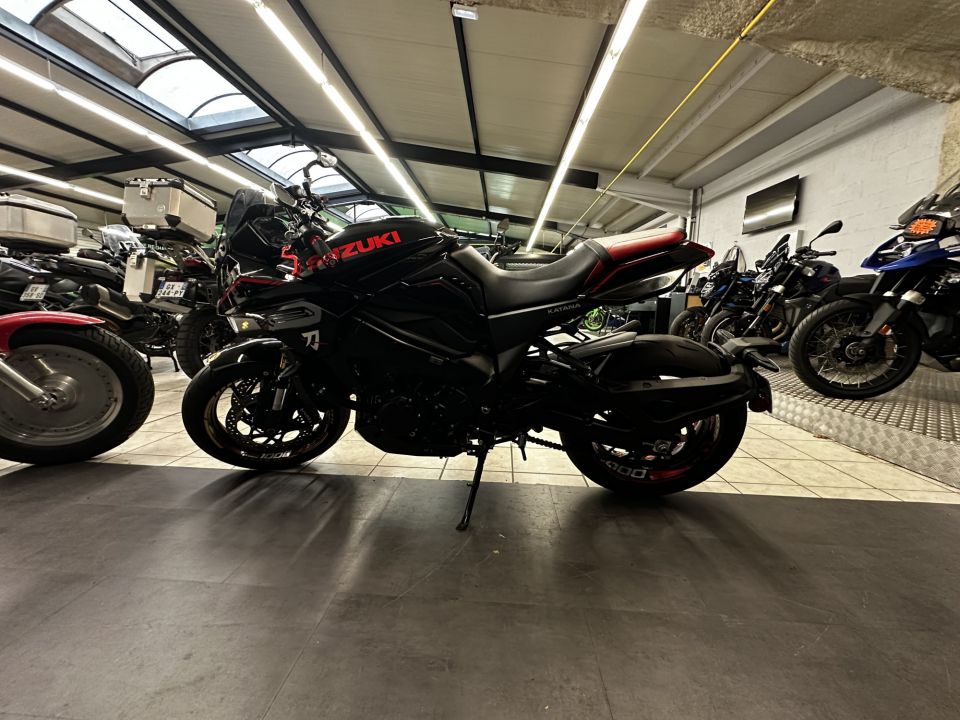 SUZUKI KATANA 1000 4