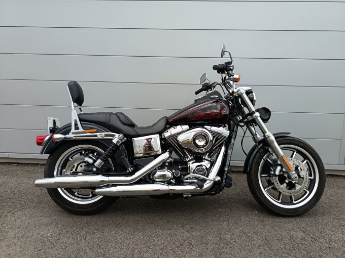 HARLEY-DAVIDSON DYNA LOW RIDER 1690 4