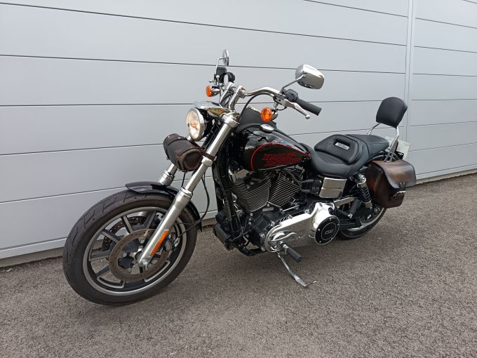 HARLEY-DAVIDSON DYNA LOW RIDER 1690 4
