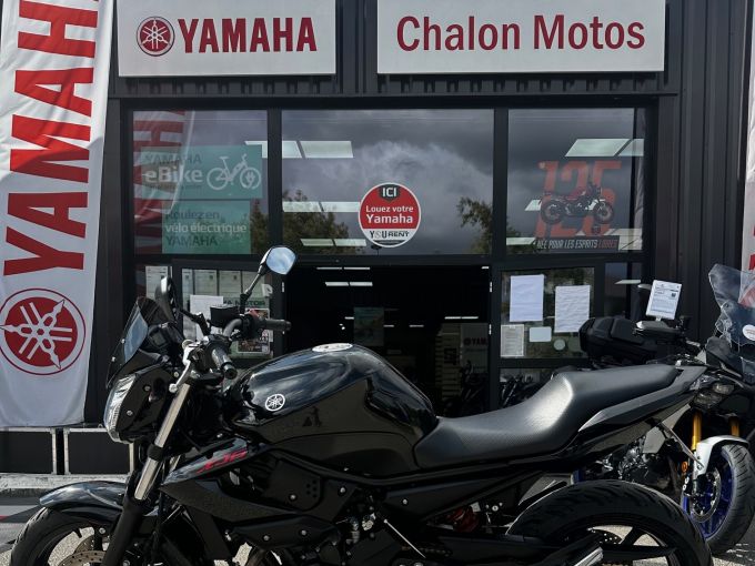 YAMAHA XJ6-N 4