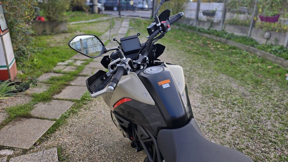 BENELLI TRK  702  X 4