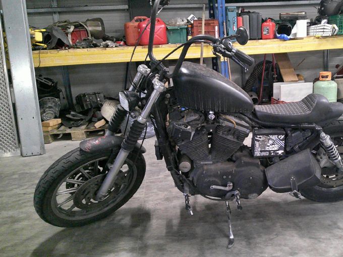 HARLEY-DAVIDSON SPORTSTER 883 4