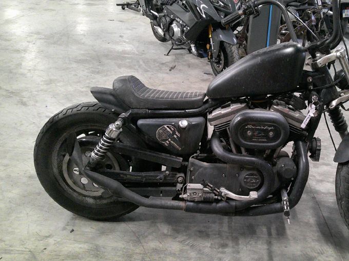 HARLEY-DAVIDSON SPORTSTER 883 4